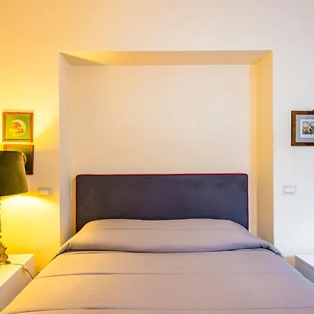 Bisignano 11 * Nápoles