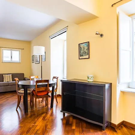 Bisignano 11 Apartman Nápoly